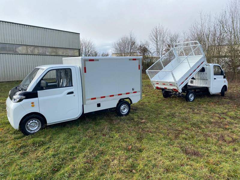 CITY TRUCK VERSION BENNE OU VAN 