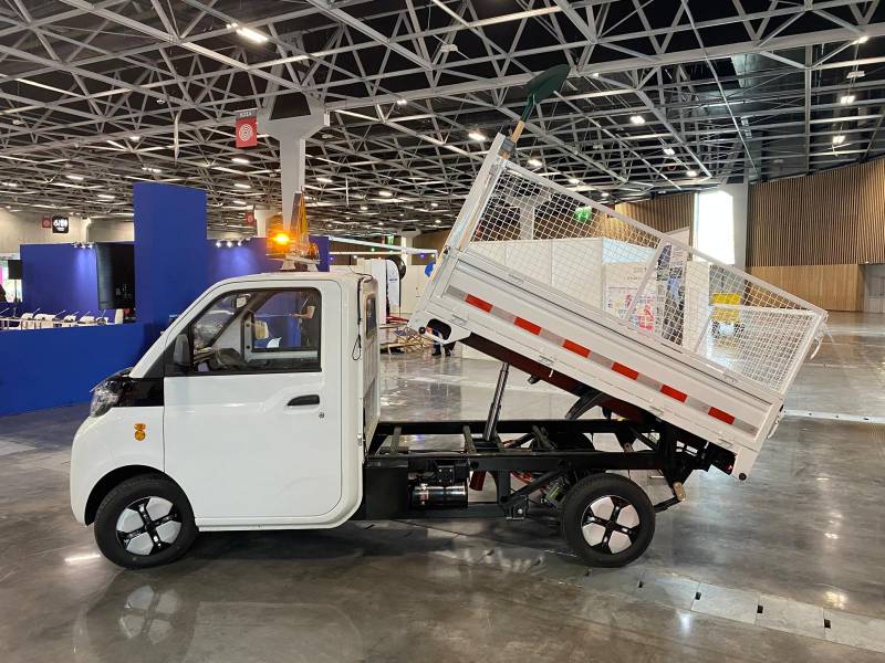 Le City Truck ASPP : véhicule utilitaire électrique conçu pour les collectivités locales françaises