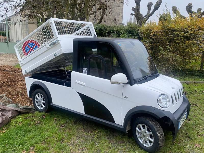 Le meilleur petit camion utilitaire électrique sans permis disponible pour Paris et Île-de-France