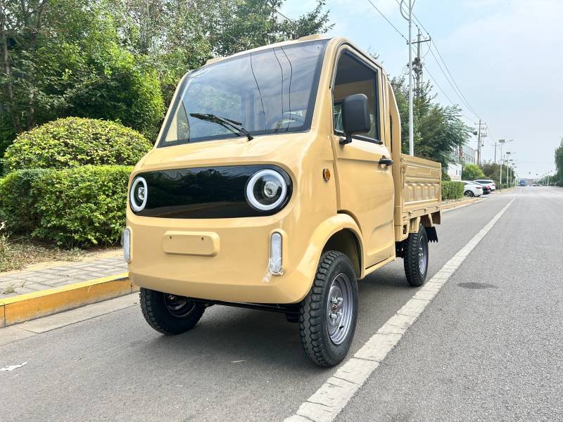 Utilitaire électrique sans permis JIAYUAN à LA TESTE DE BUCH en GIRONDE département 33 – Grande autonomie jusqu’à 200 km