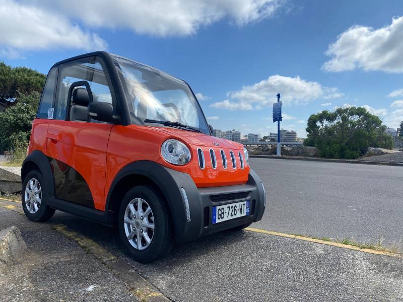 La meilleure voiture électrique sans permis  enfin disponible en location longue durée  a Lille dans les hauts de France