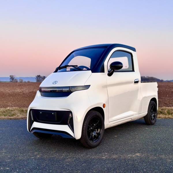 PICK-UP CAMION UTILITAIRE SANS PERMIS ELECTRIQUE 200 KM AUTONOMIE