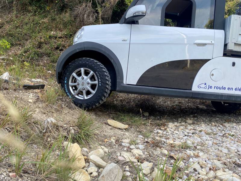 Utilitaire électrique développé pour le franchissement 