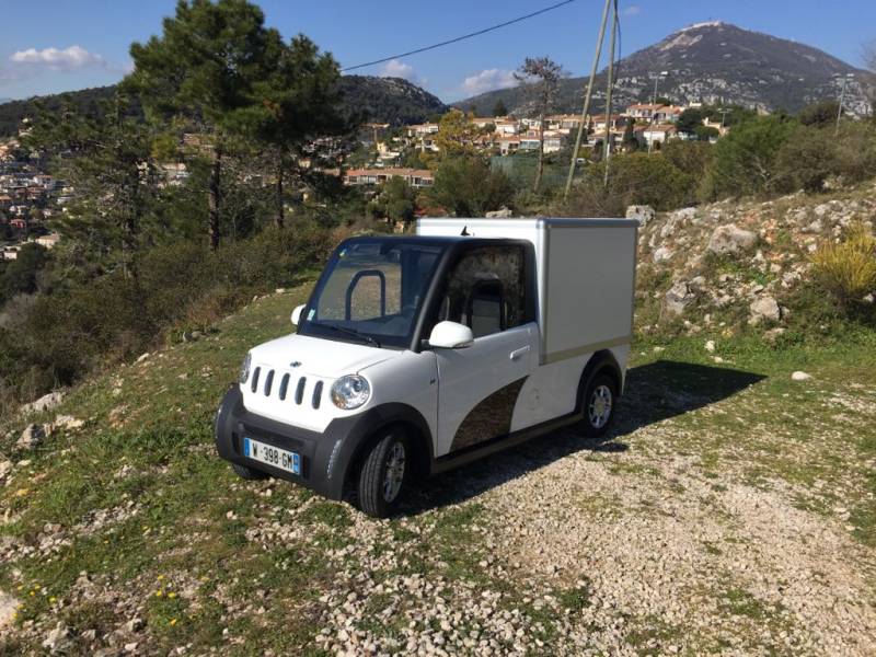 camion électrique tous terrain 