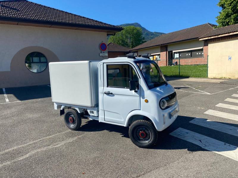 Annemasse  ASPP City Truck : la solution de mobilité électrique idéale pour Annemasse et son agglomération  4. Douvaine