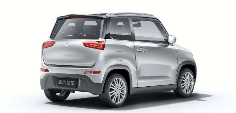 la référence de la voiture électrique 4 places avec autonomie + 300 km