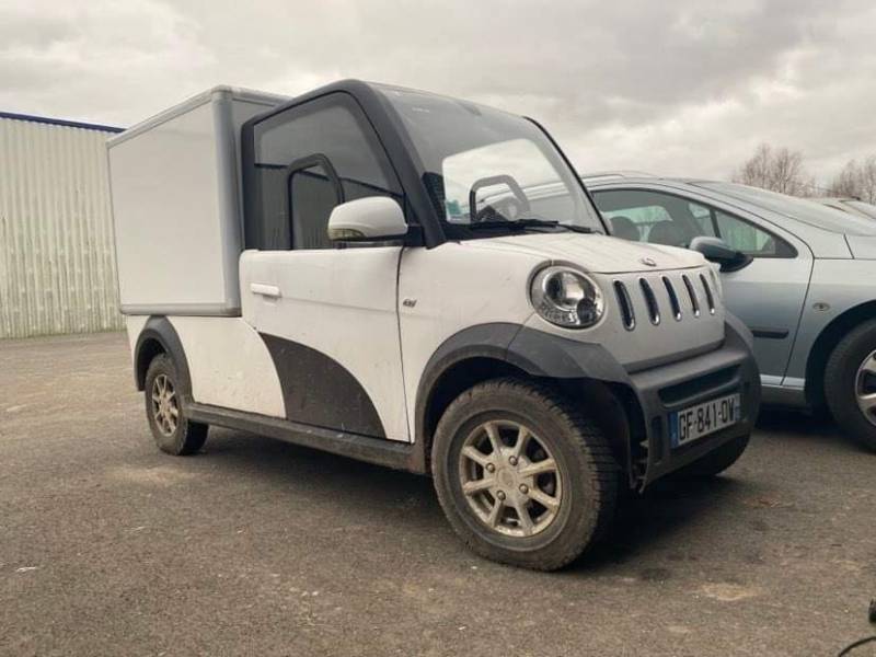 PETIT CAMION SANS PERMIS ELECTRIQUE TOUS CHEMINS 