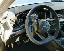 boule au volant avec commande intuitives 