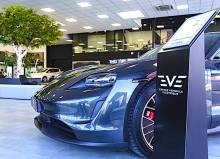 EVE showroom électro-mobilité Toulouse Porsche Taycan
